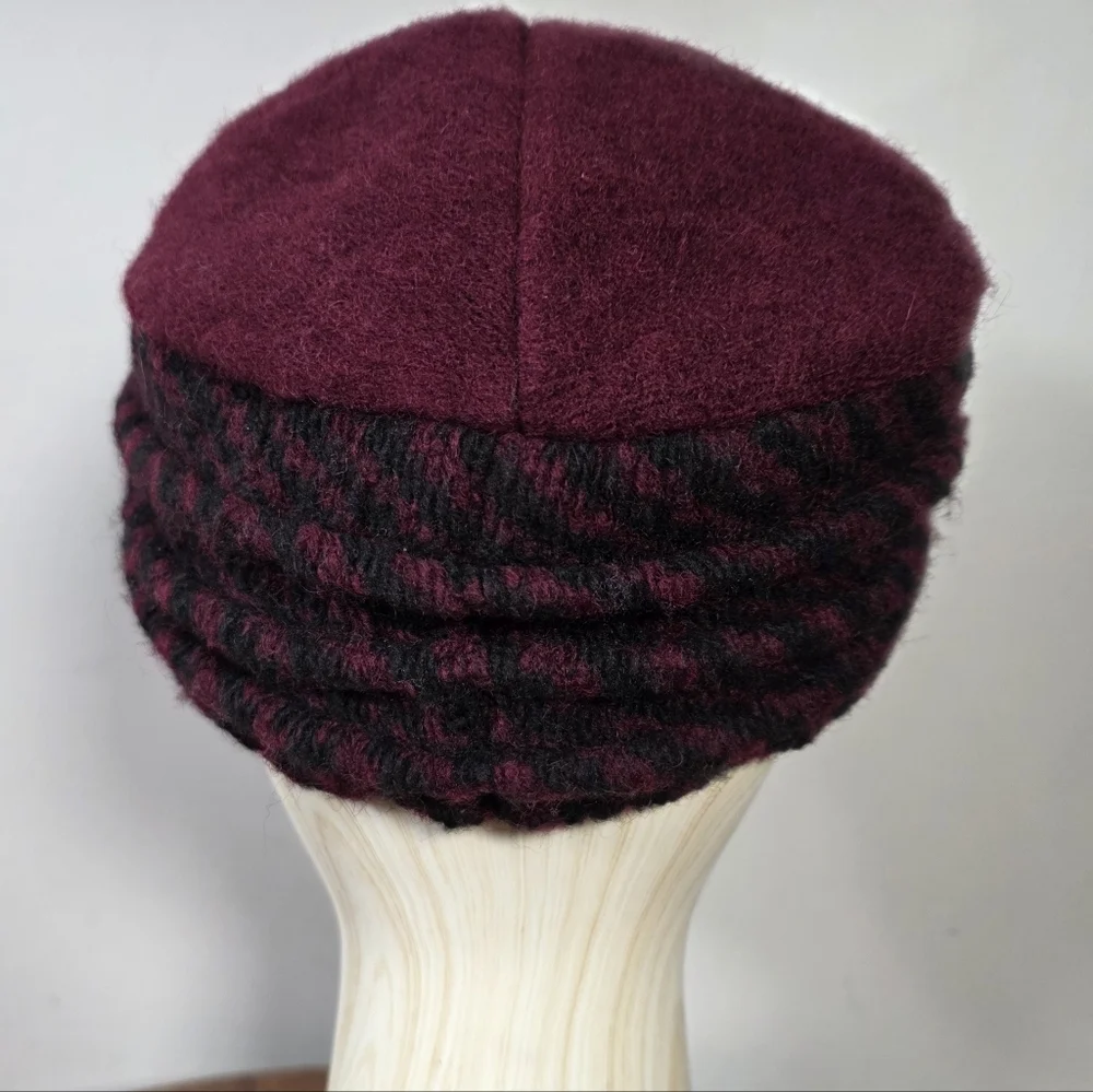 Cappellificio Guliana Italian Wool Blend Burgundy Floral Newsboy Cap